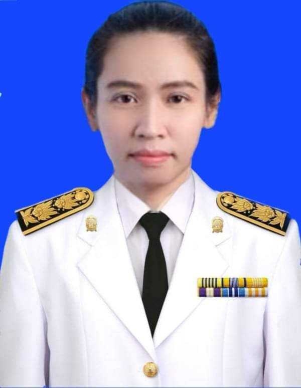 รูปครูสุพัตรา