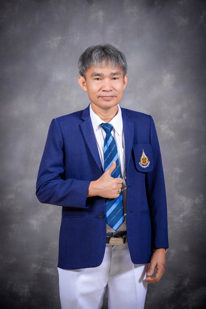 นายสมพร ชอบทำดี