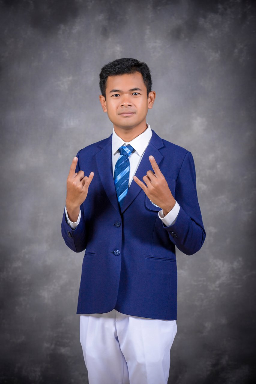 นายอมเรศ ชาตรูปะชีวิน