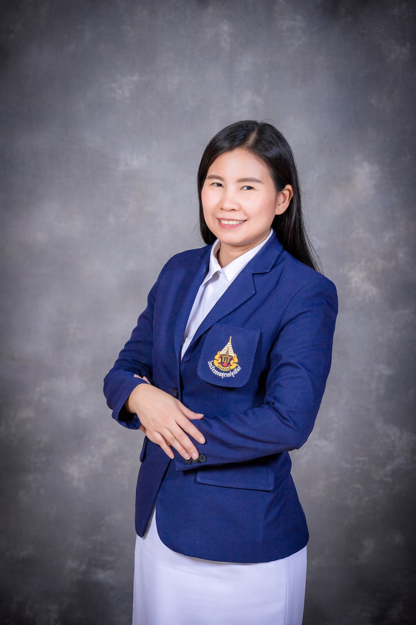 นางวันวิสาข์ อังศุเกียรติถาวร
