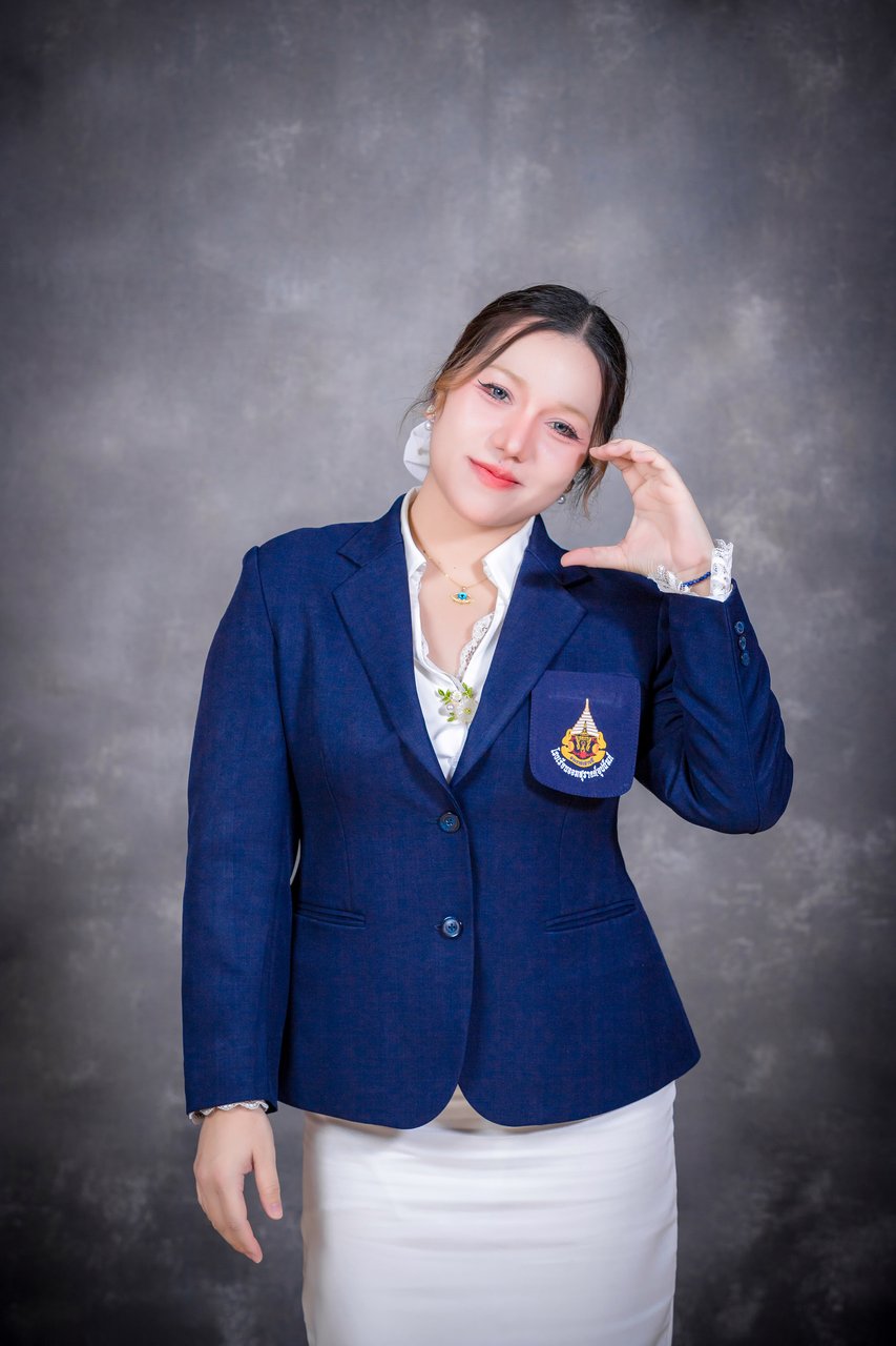 นางสาวรัสวดี ไชยสง่าศิลป์