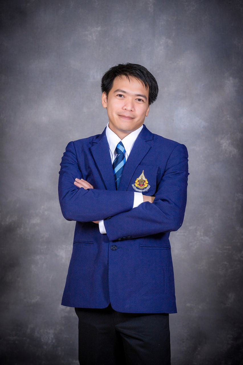 นายกีรติ ไวยบุรี
