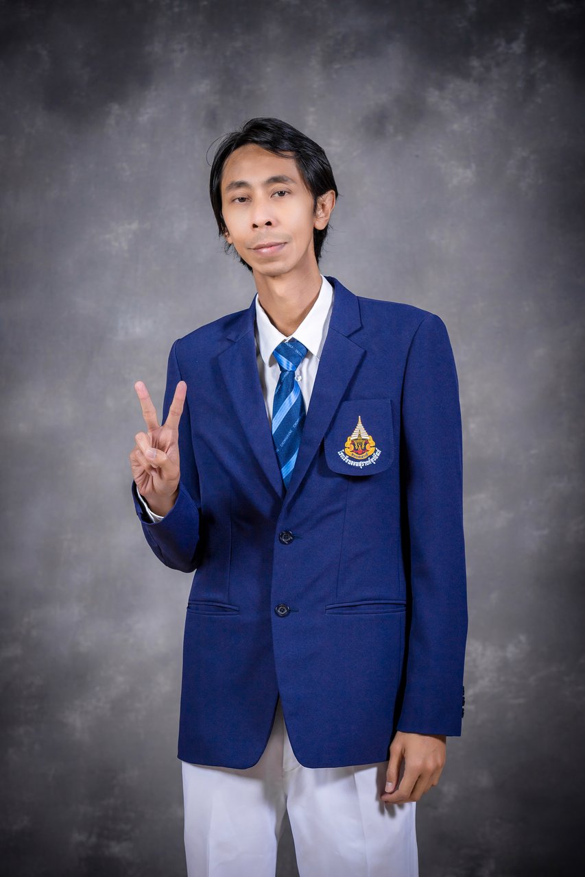 นายพิรักษ์ บุญศิริ