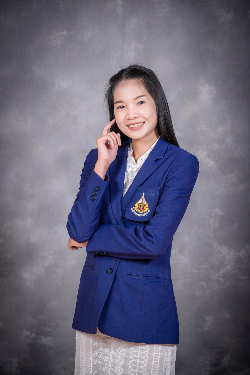 นางสาวธนพร ทรัพย์พันธุ์