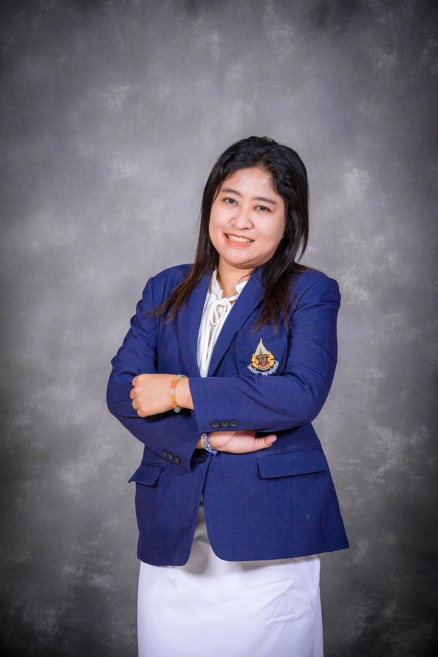 นางสาวนวพร ไทยประยูร