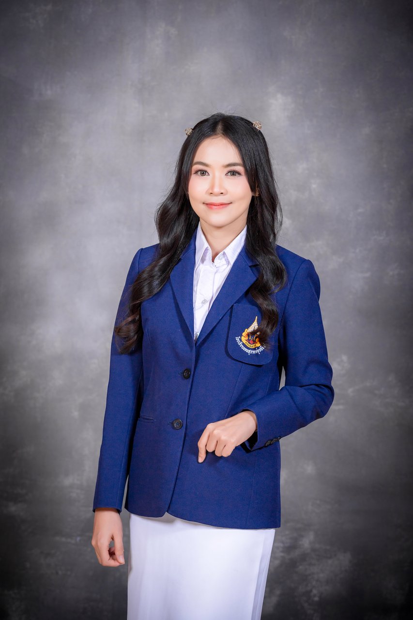 นางสาววเขมรินทร์ คำปัญญา