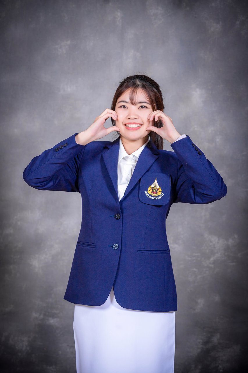 นางสาวกัณฑริดา คุรุอังกูร