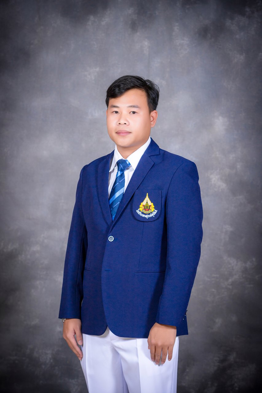 นายวีรพล สิงห์โตทอง