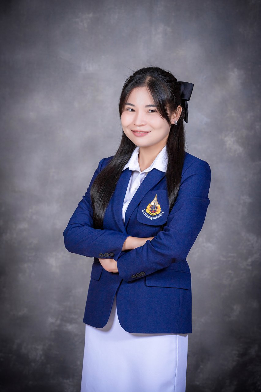 นางสาวสุฑาศิณี ตุ้มหอม