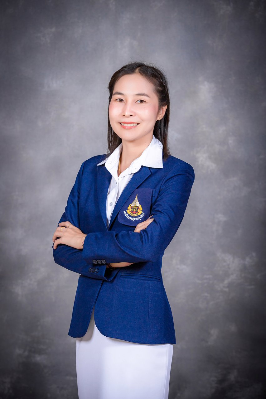 นางสาวลัดดาภา รสสุธรรม