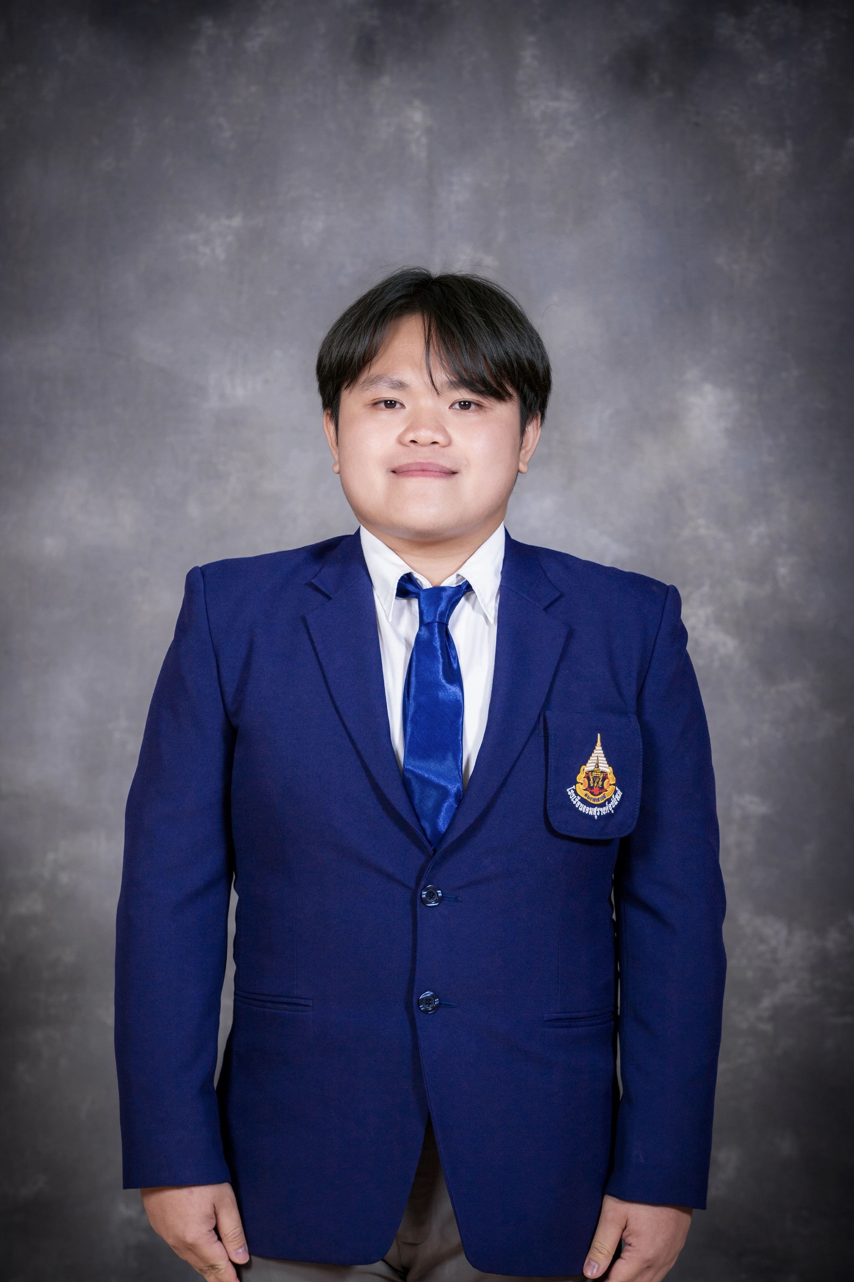 นายพันธกานต์ สิงห์ตา
